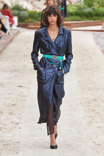 Look 65